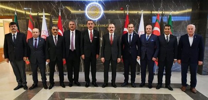 Ticaret Bakanı Sy. Mehmet MUŞ'un daveti üzerine sektörel sorunların paylaşıldığı toplantı yapıldı.